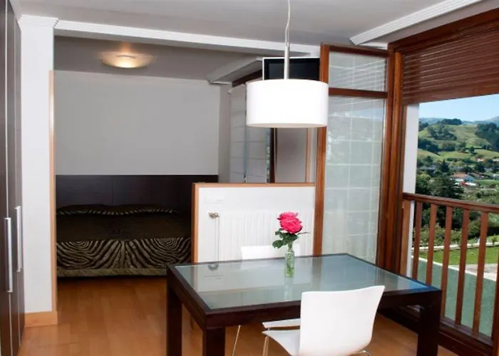 Talaimendi Apartamentuak Zarautz