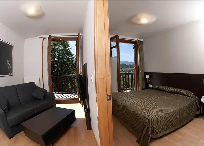 Talaimendi Apartamentuak Zarautz