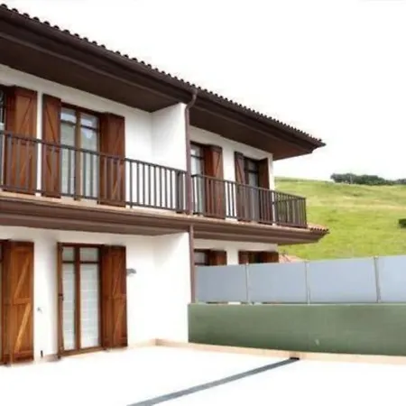 Talaimendi Apartamentuak Zarautz