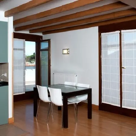 Talaimendi Apartamentuak Zarautz